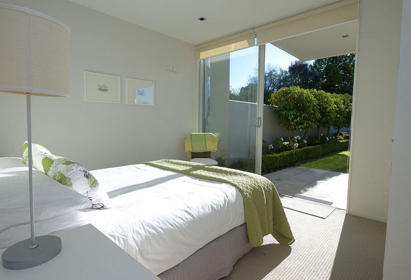 One Ten Apartment 3 2