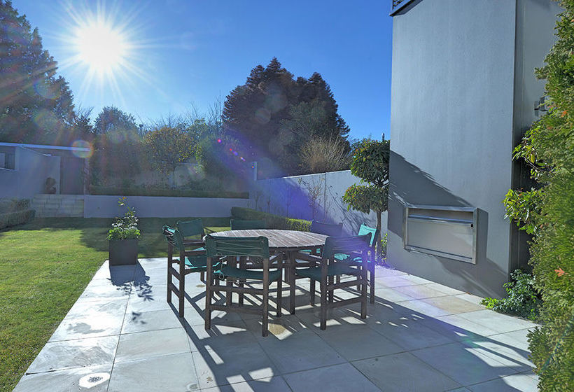 One Ten Apartment 3 7