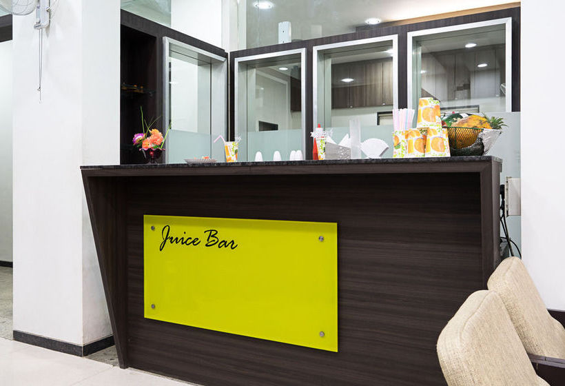 Hotel Treebo Royal Kourt 16