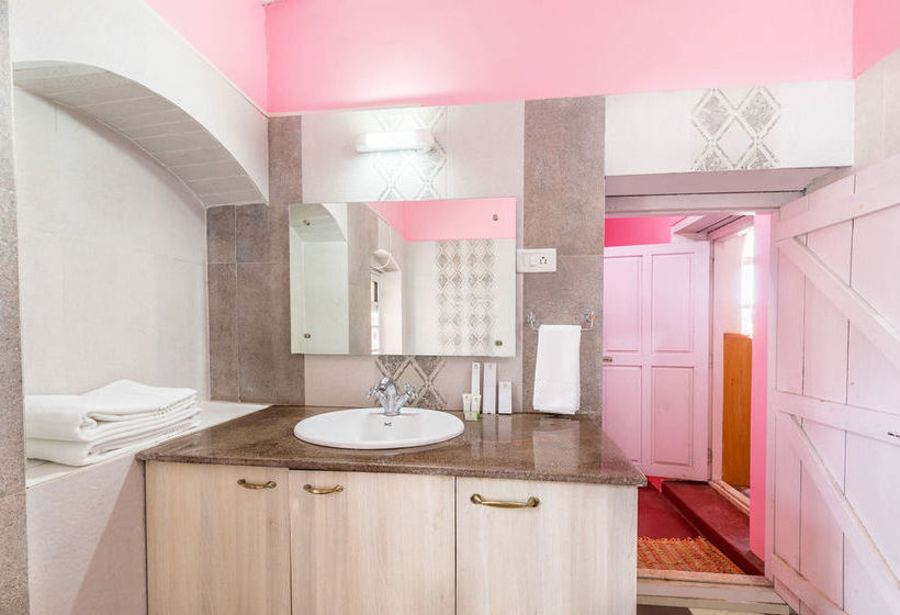 Hotel Treebo Rosefield Heritage 5