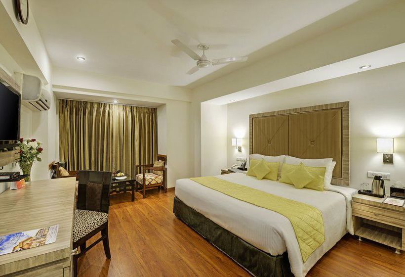 Hotel Agra Sterling Holidays Resort 11
