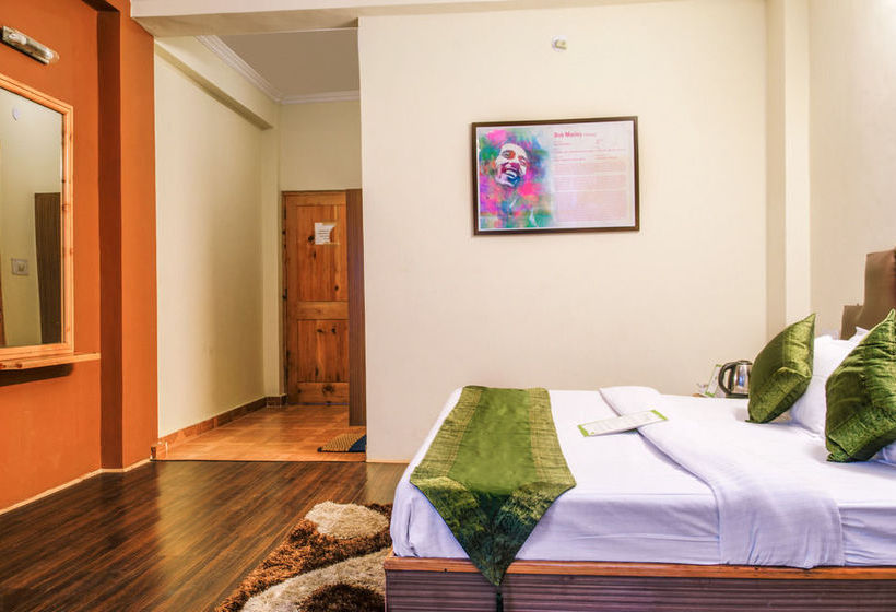 Hotel Treebo Celebriti 11