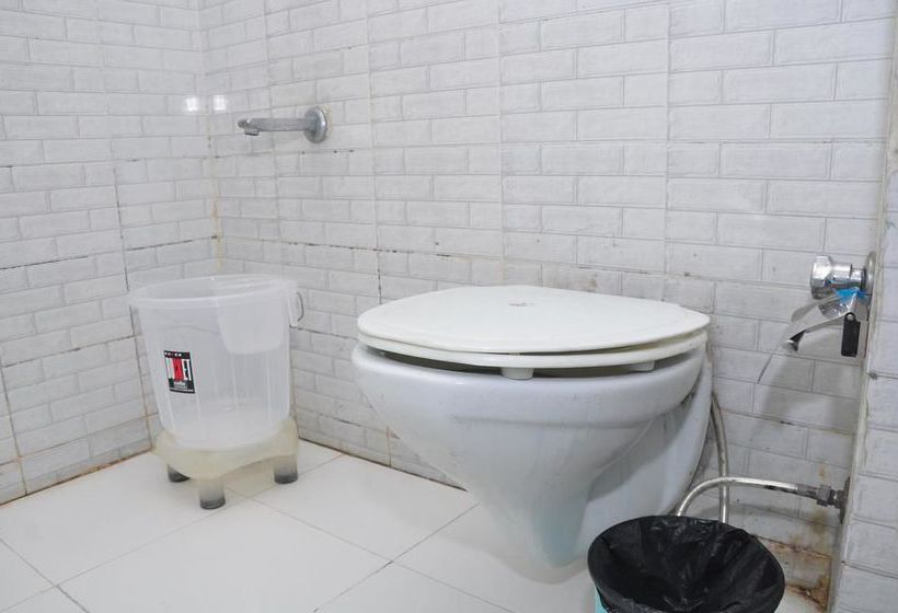 Hotel Oyo Rooms Queens Road Near Obc Bank Punjab