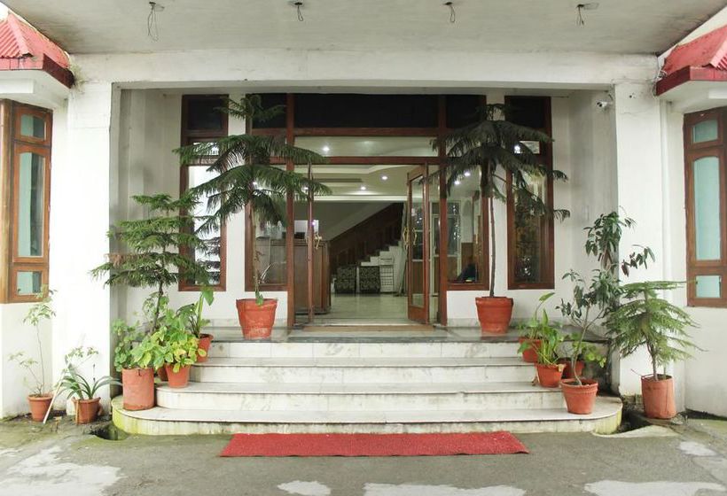 Hotel Oyo Rooms Lake View Mall Road 1 13