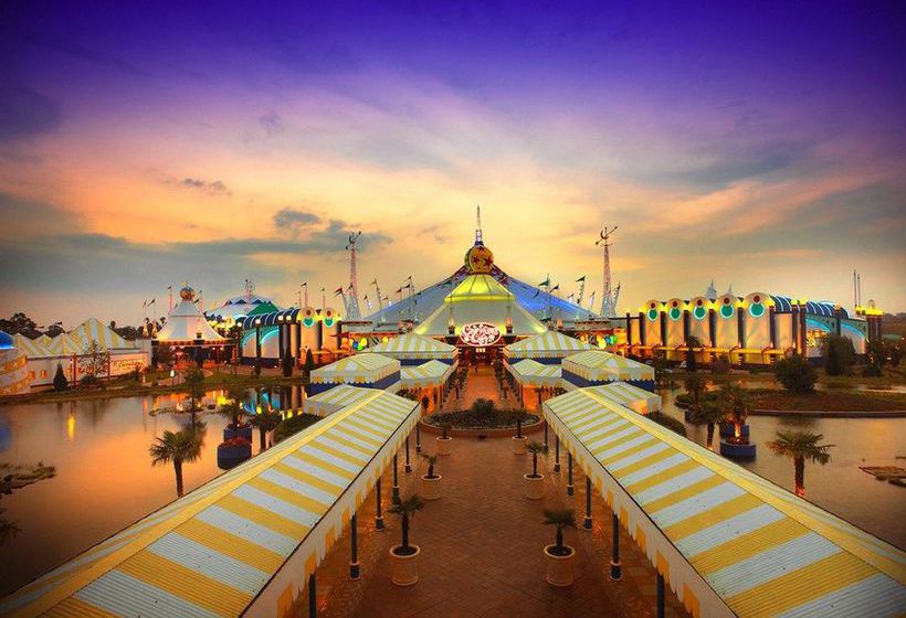 Hotel Carnival Club 2