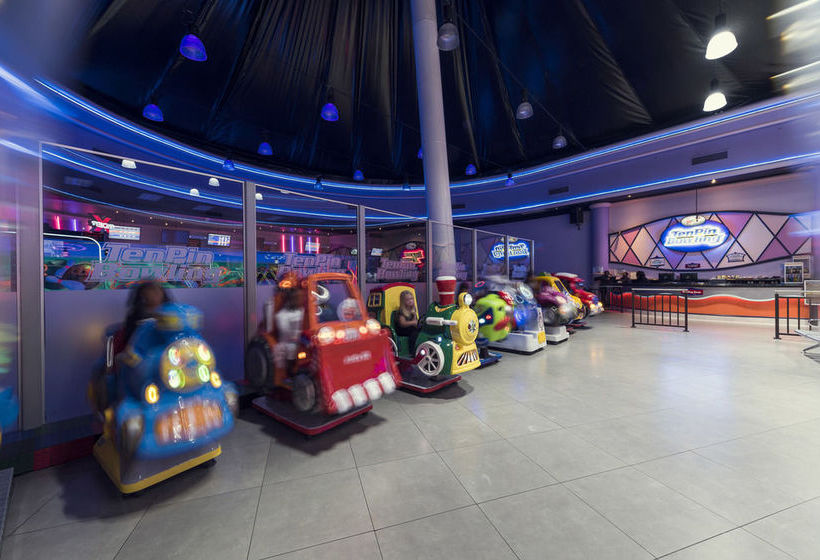 Hotel Carnival Club 6