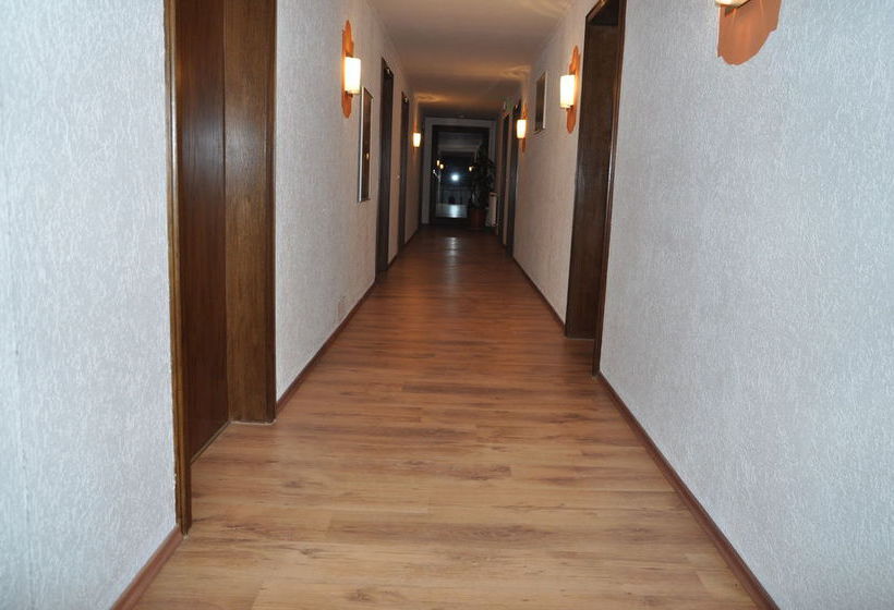 Hotel Zum Kuehlen Grund 10