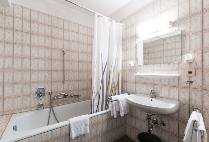 Hotel Zum Kuehlen Grund 2