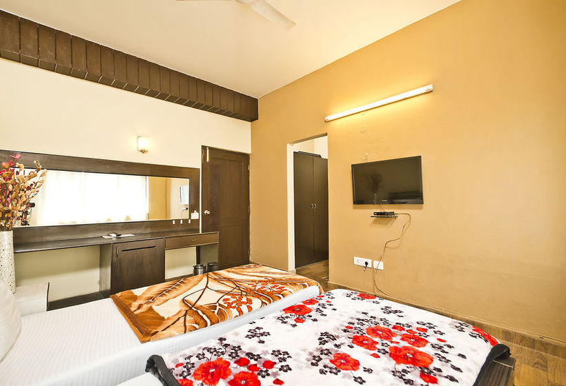 Hotel Oyo Rooms Cyber Hub 13