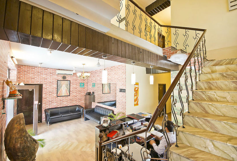 Hotel Oyo Rooms Cyber Hub 15