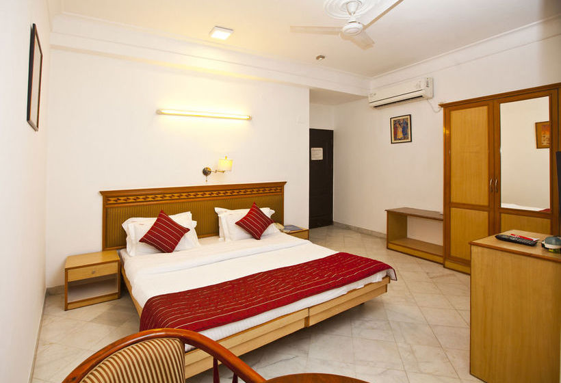 Hotel Oyo Rooms Sahara Mall 13