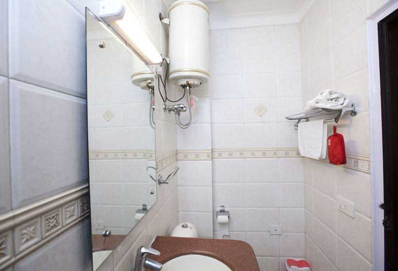 Hotel Oyo Rooms Sahara Mall 3