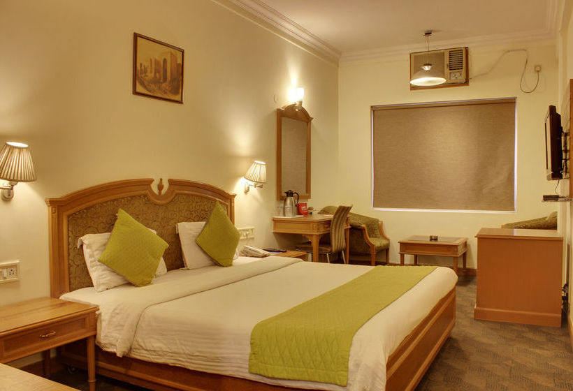 Fab Hotel Regalia Cyper City 9