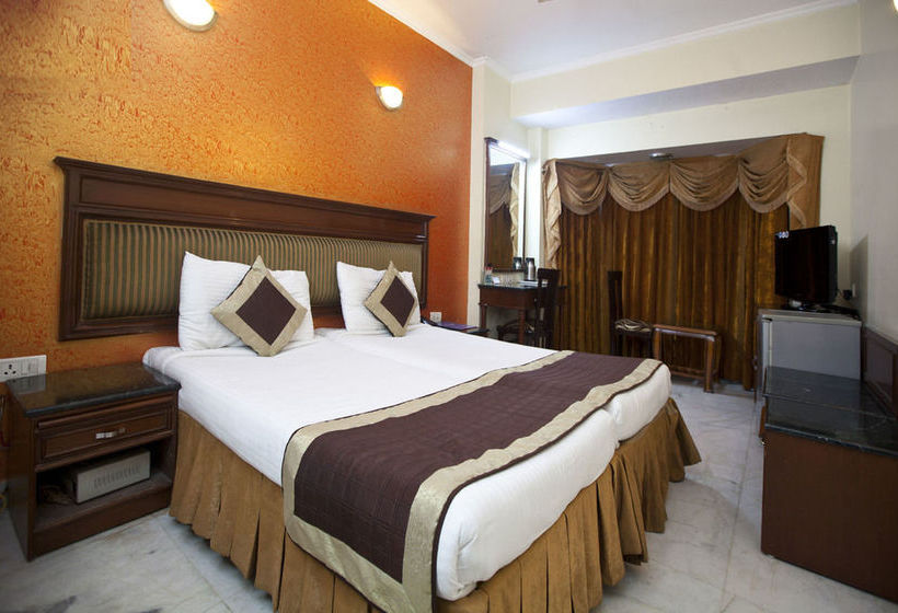 Hotel Oyo Rooms Dlf City Park 3