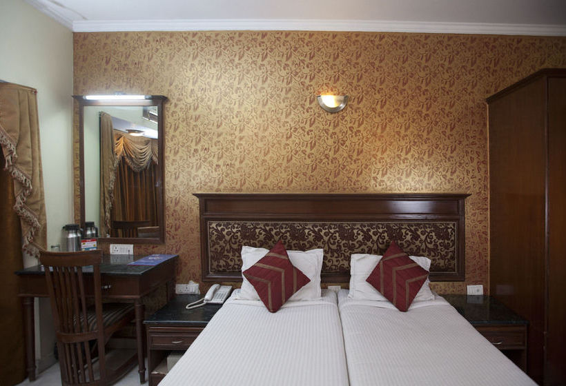 Hotel Oyo Rooms Dlf City Park 9