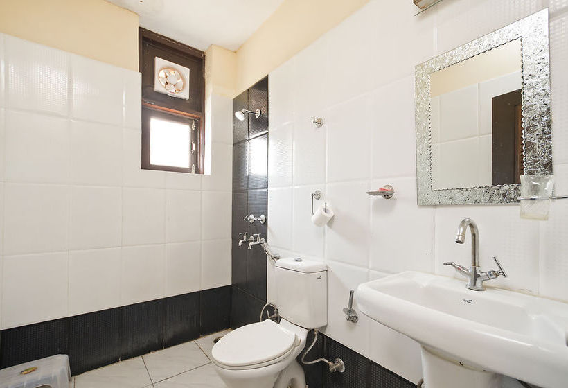 Hotel Oyo Premium Cyber Hub 19