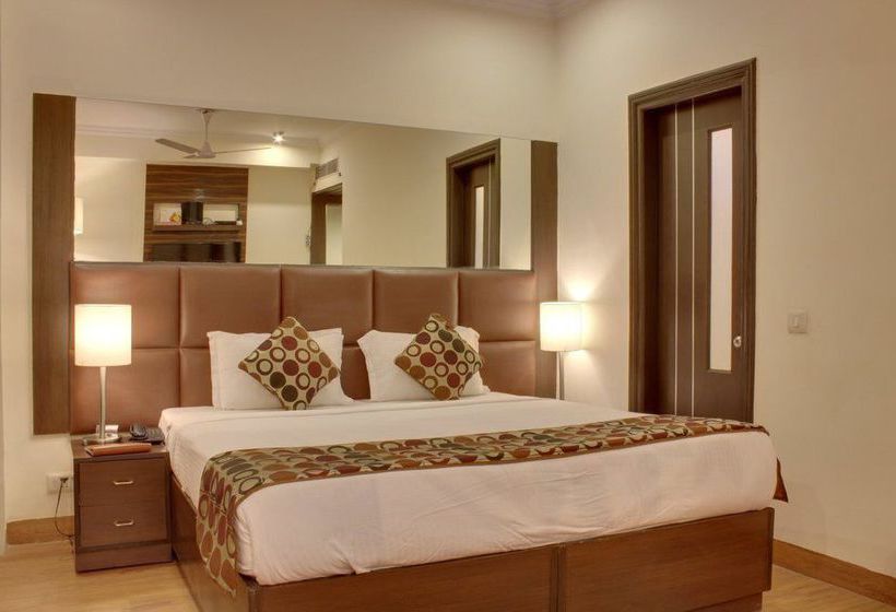 Hotel Oyo Premium Cyber City 1