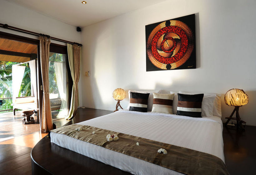 All Inclusive 4 Bedroom Beach Front 1