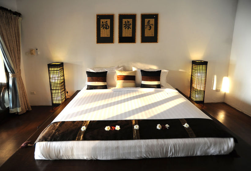 All Inclusive 4 Bedroom Beach Front 10