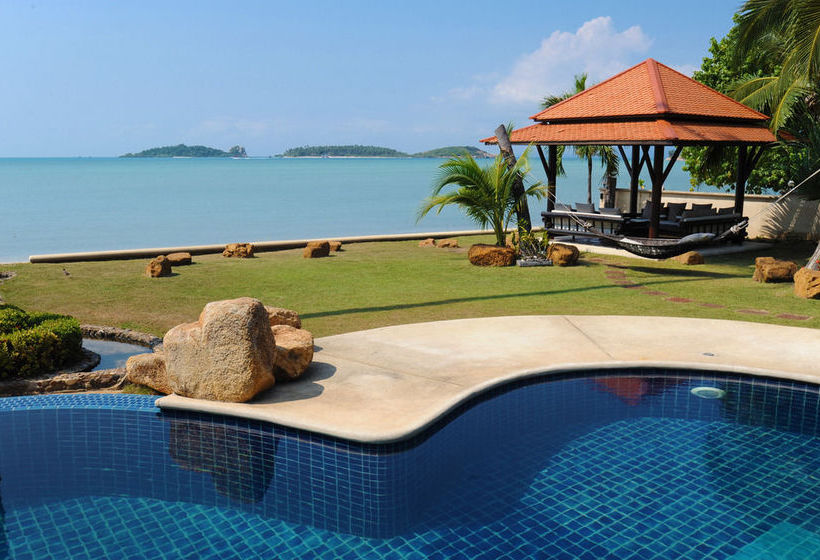 All Inclusive 4 Bedroom Beach Front 15