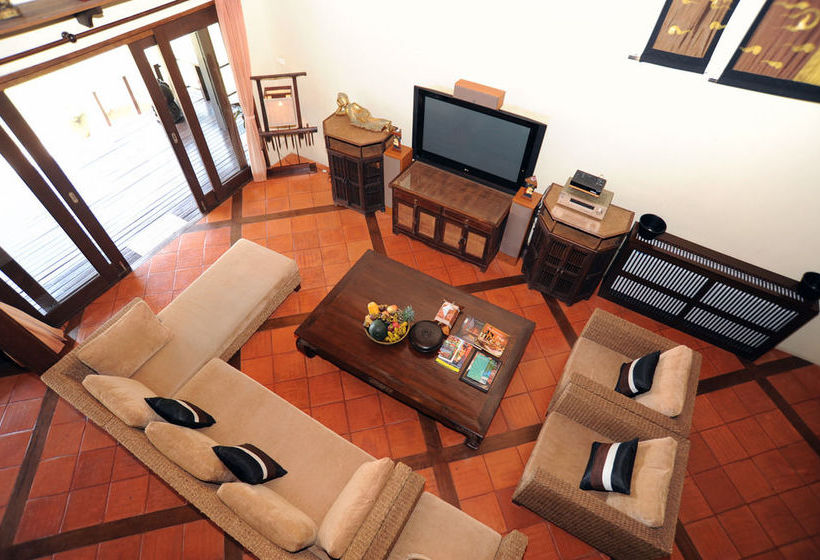 All Inclusive 4 Bedroom Beach Front 17