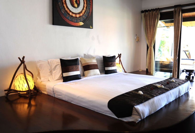 All Inclusive 4 Bedroom Beach Front 7