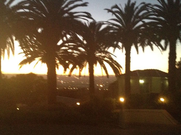 Bed and Breakfast 12 On Hillel Guest Manor 8