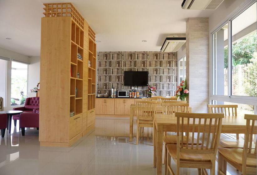 Hotel Chompu Nakarin Apartment 1