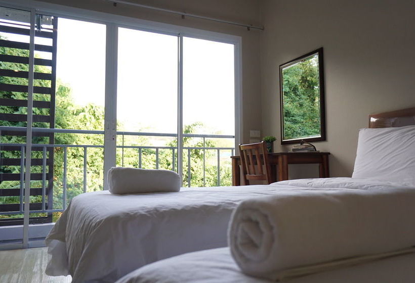 Hotel Chompu Nakarin Apartment 16