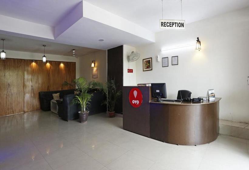 Hotel Oyo Rooms Noida Oidb Sector 70 2