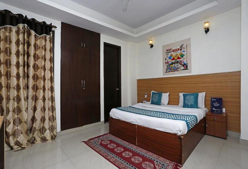 Hotel Oyo Rooms Noida Oidb Sector 70 4