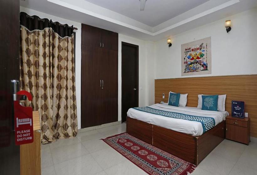 Hotel Oyo Rooms Noida Oidb Sector 70 8