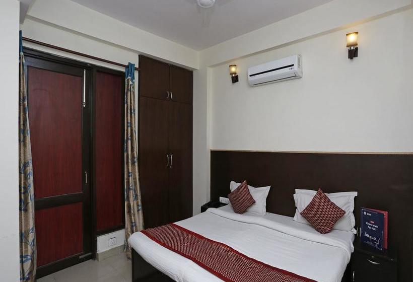 Hotel Oyo Rooms Noida Oidb Sector 70 9