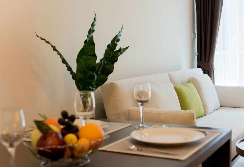 Hill Myna Condominium 12