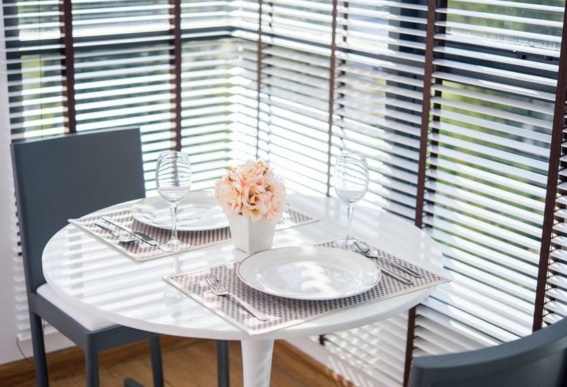 Hill Myna Condominium 14