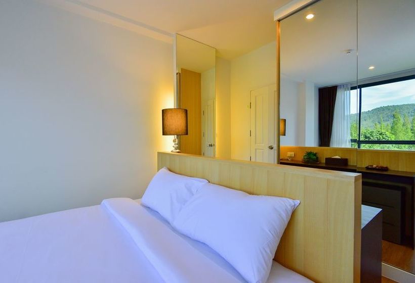 Hill Myna Condominium 4