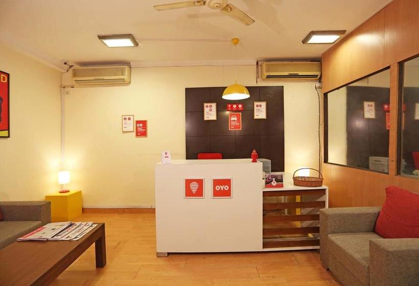 Hotel Oyo Flagship Huda City Centre 12