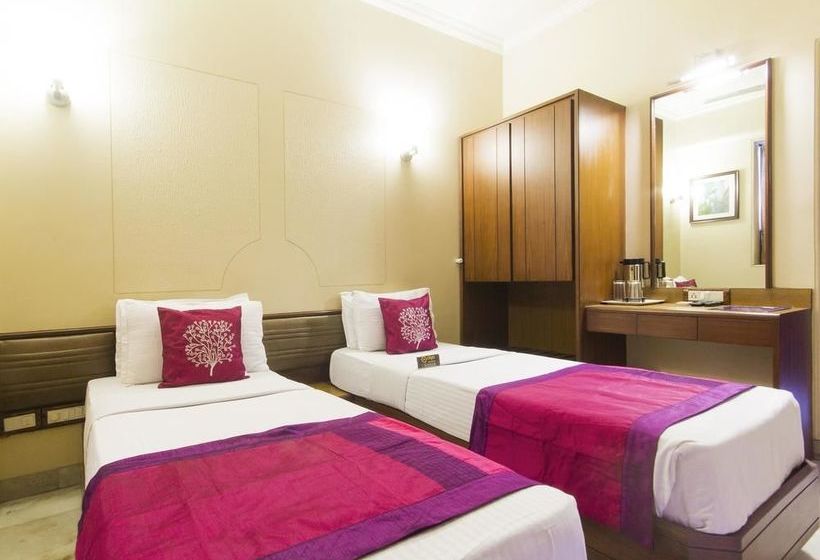 Hotel Oyo Premium Sion Railway Station 4