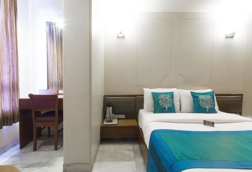 Hotel Oyo Premium Sion Railway Station 8