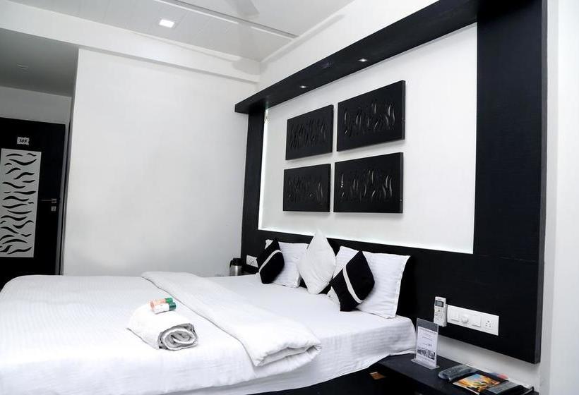 Hotel Oyo Rooms Limda Chowk 12