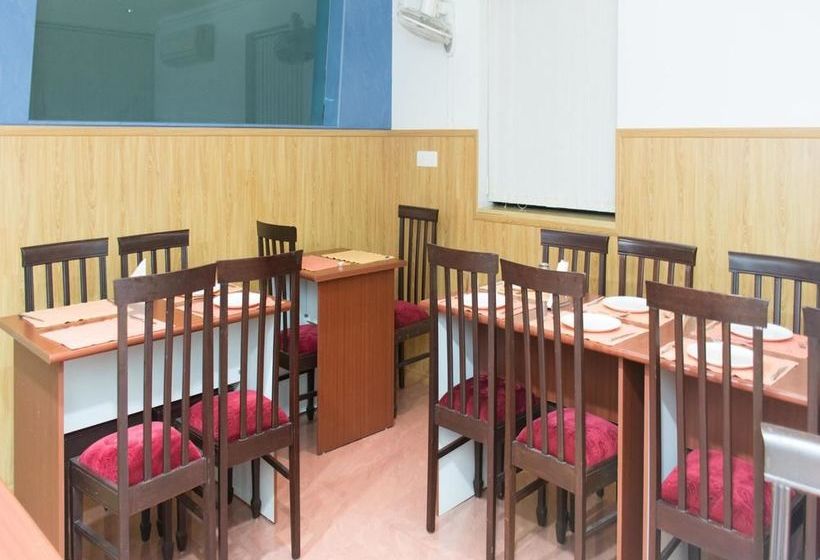 Hotel Oyo Rooms Kovalam Beach Road 14