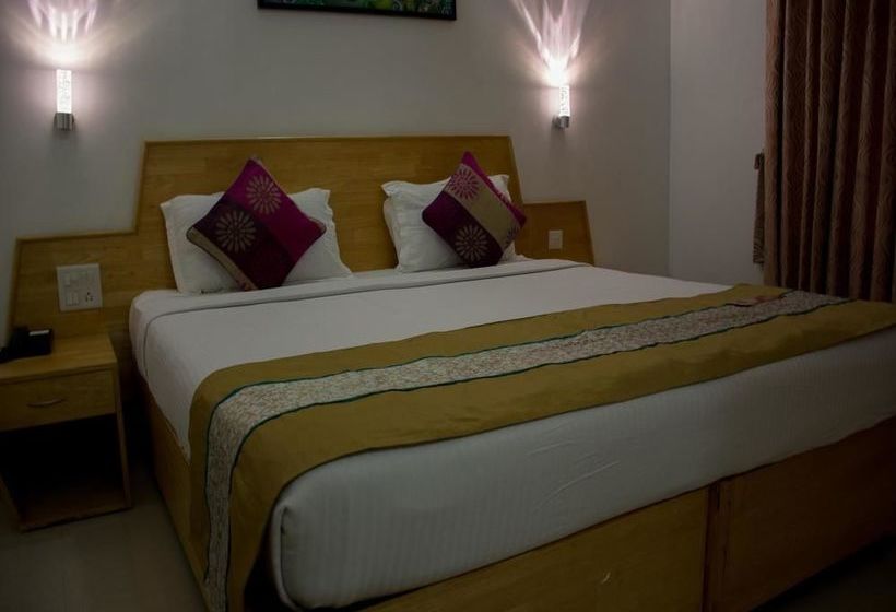 Hotel Oyo Rooms Kovalam Beach Road 5