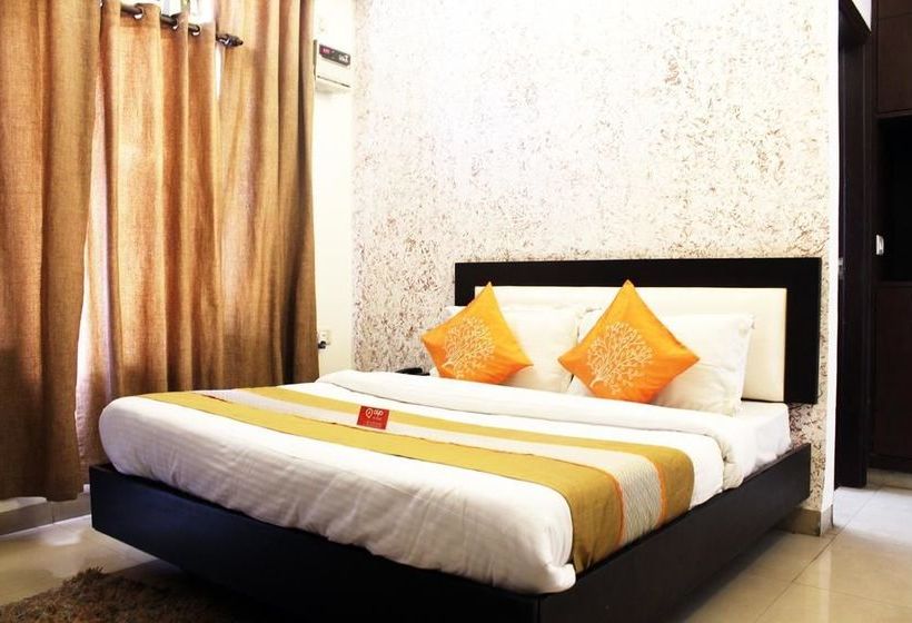Hotel Oyo Rooms Sector 57 12