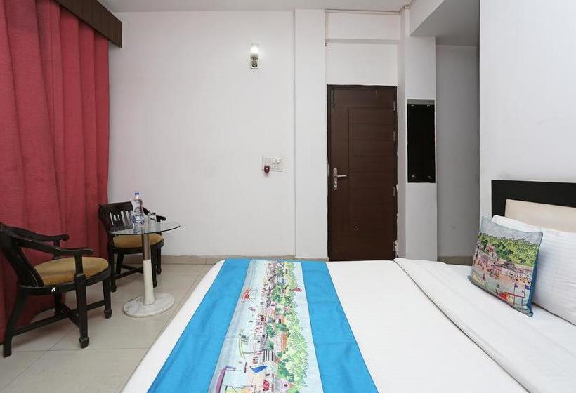 Hotel Oyo Rooms Sector 57 8