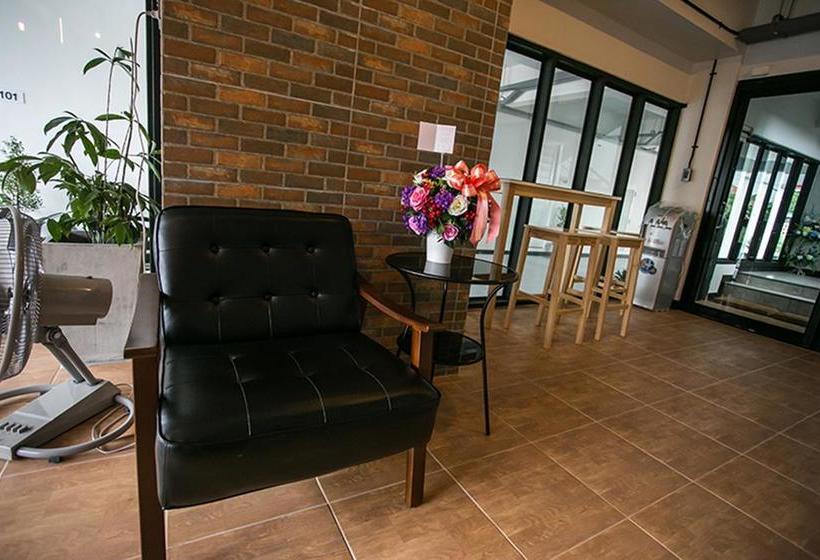 Hotel The Season Residence 1