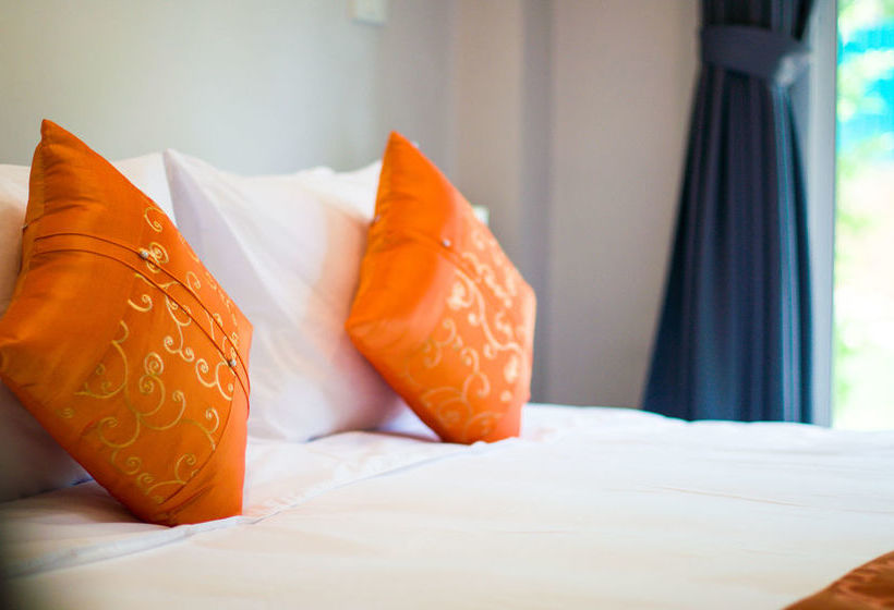 Hotel Chomphu Resort 6