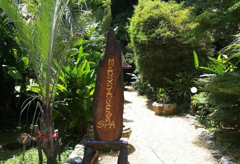 Khao Sok Hotel & Spa 14