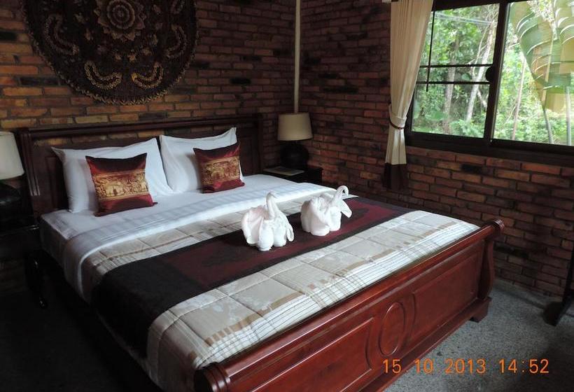 Khao Sok Hotel & Spa 18