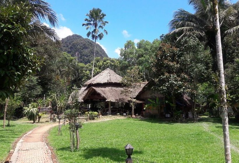 Hotel Baan Khao Sok Resort 2