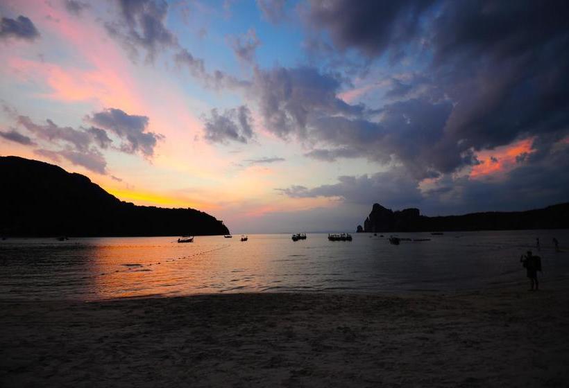 Phi Phi Twin Palms Bungalows 15